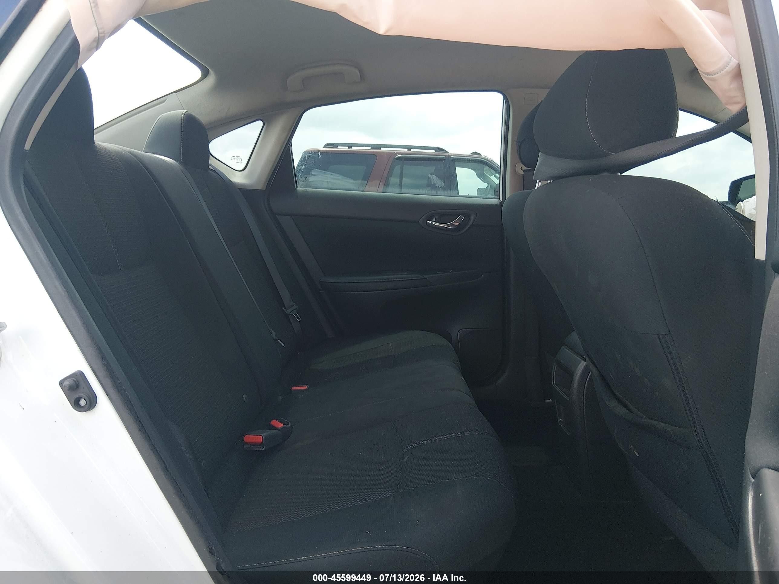2018 Nissan Sentra S White vin: 3N1AB7AP0JY330993