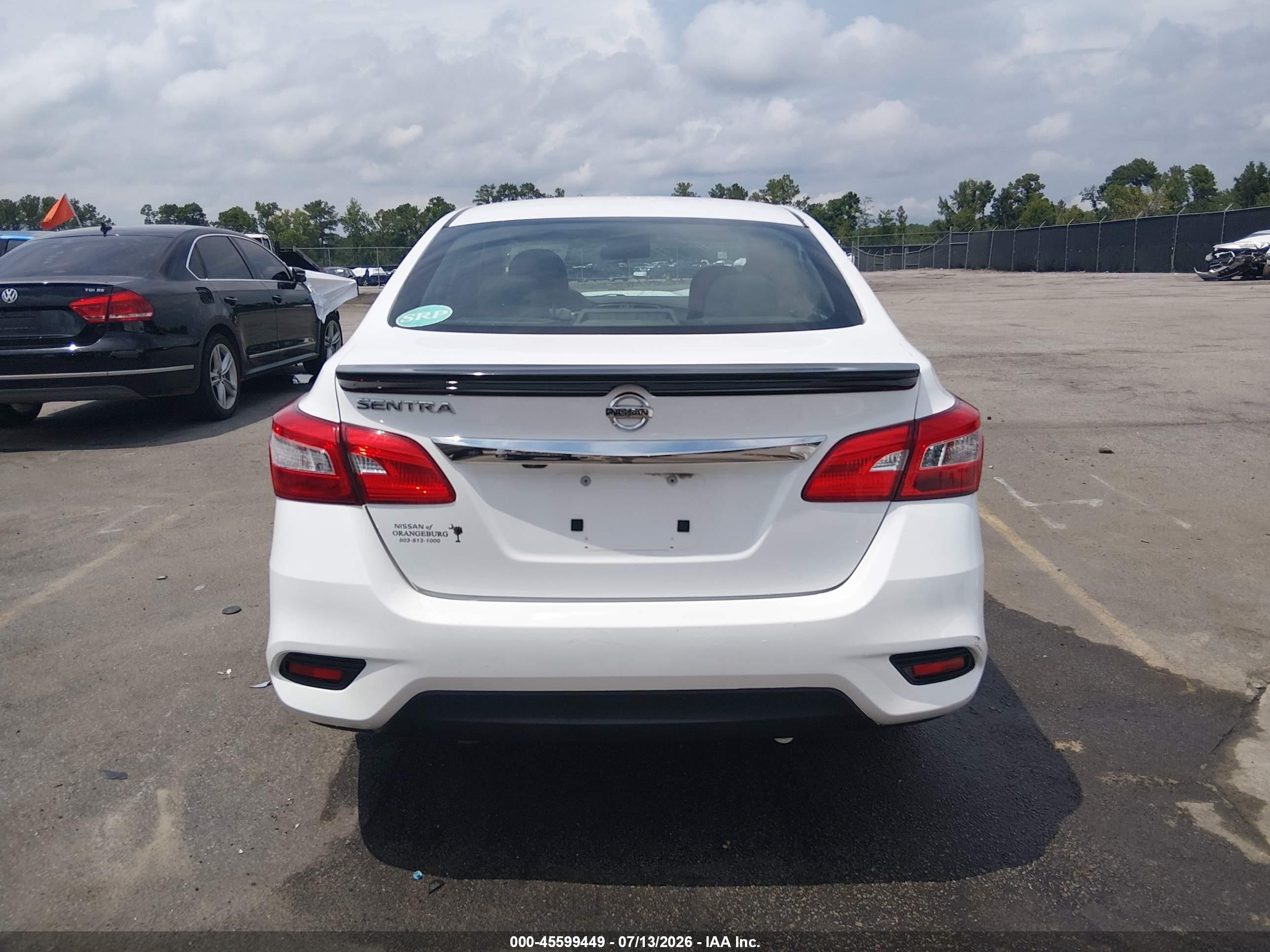 2018 Nissan Sentra S White vin: 3N1AB7AP0JY330993