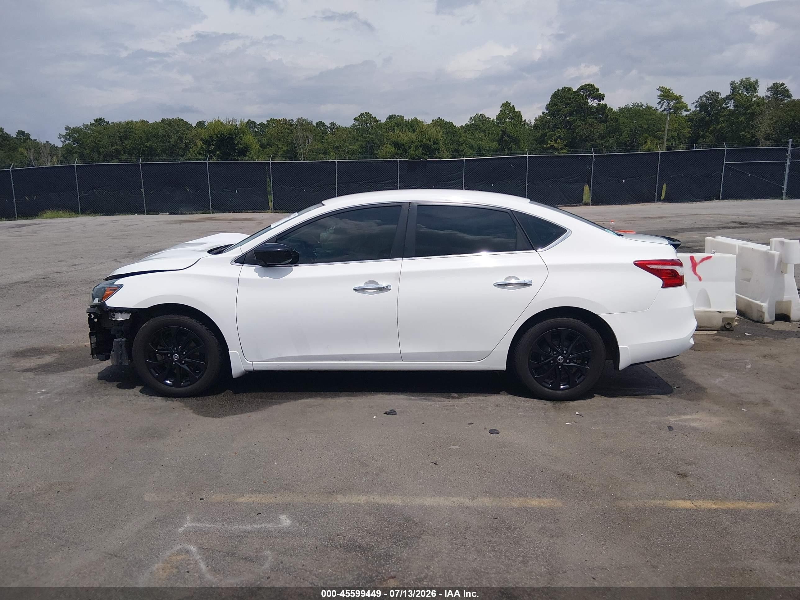 2018 Nissan Sentra S White vin: 3N1AB7AP0JY330993