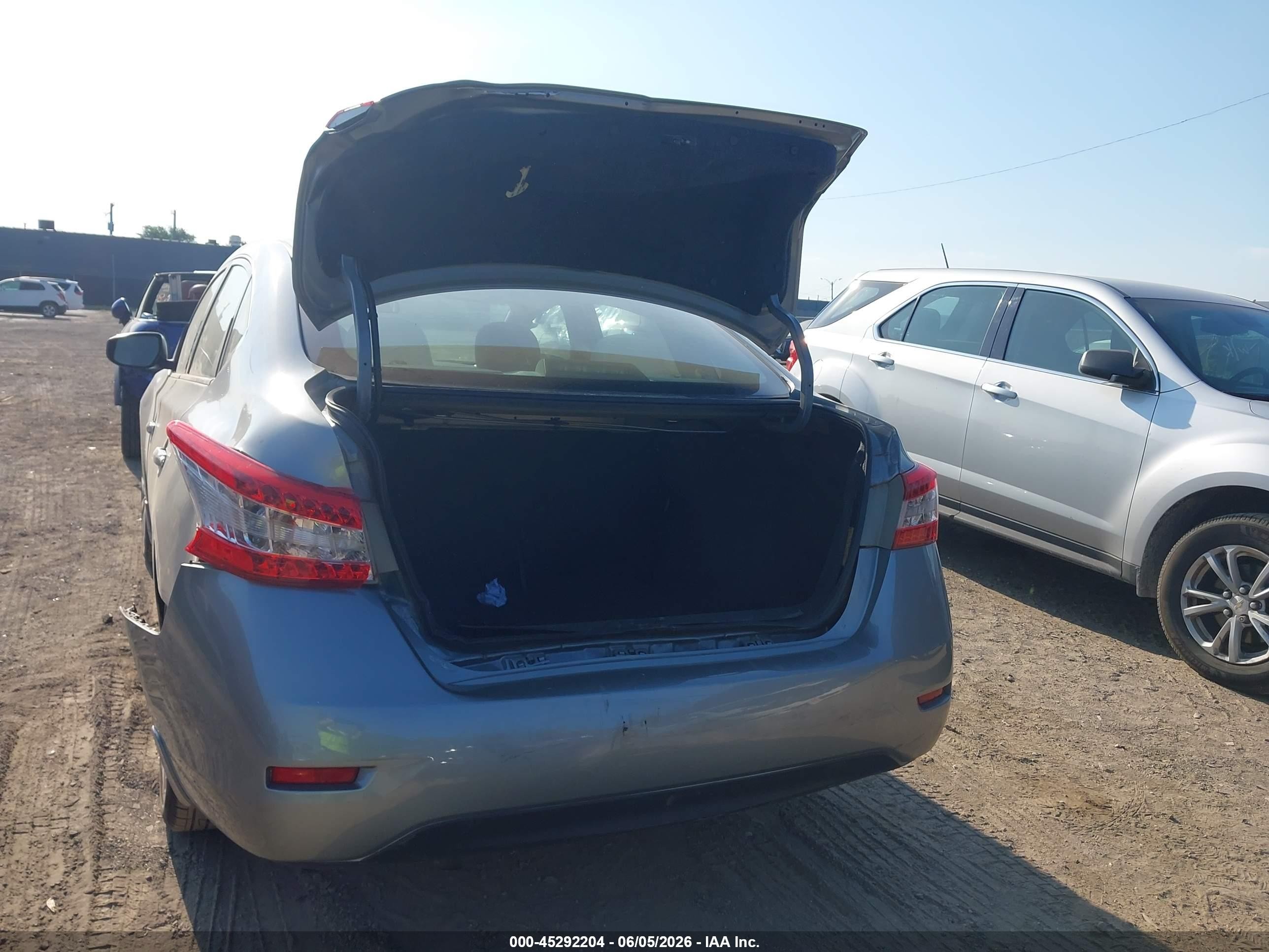 2013 Nissan Sentra Sv Silver vin: 3N1AB7AP1DL560060