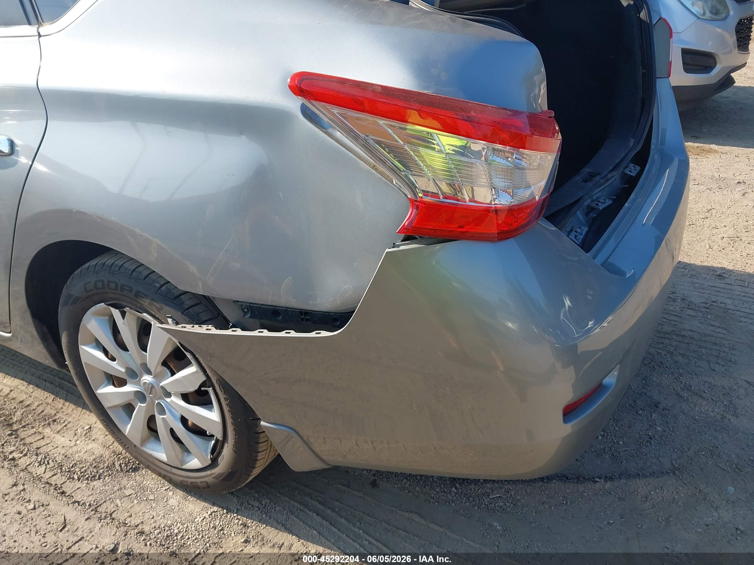 2013 Nissan Sentra Sv Silver vin: 3N1AB7AP1DL560060