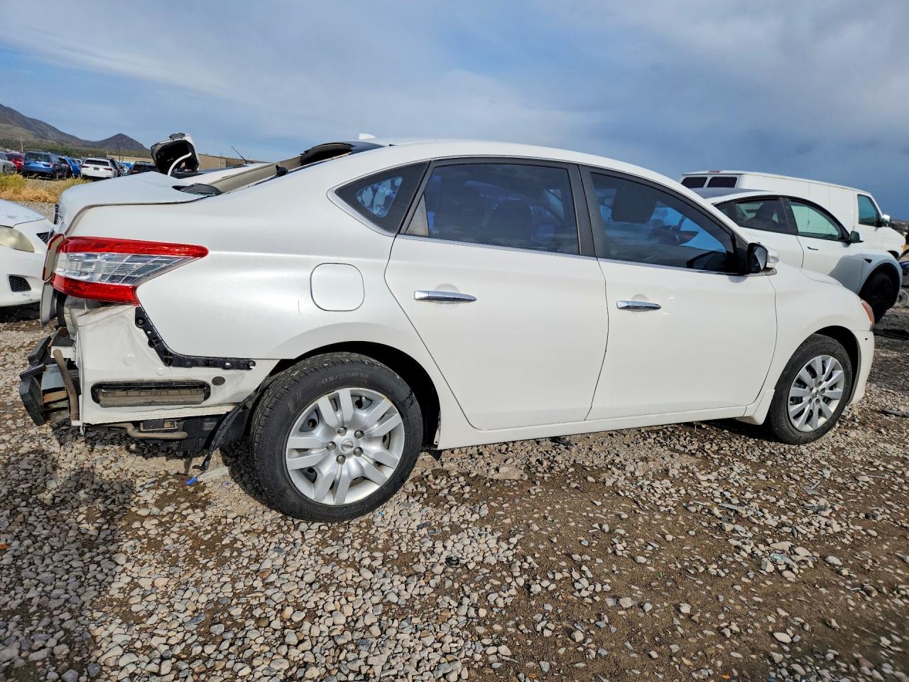 2013 Nissan Sentra S White vin: 3N1AB7AP1DL683034