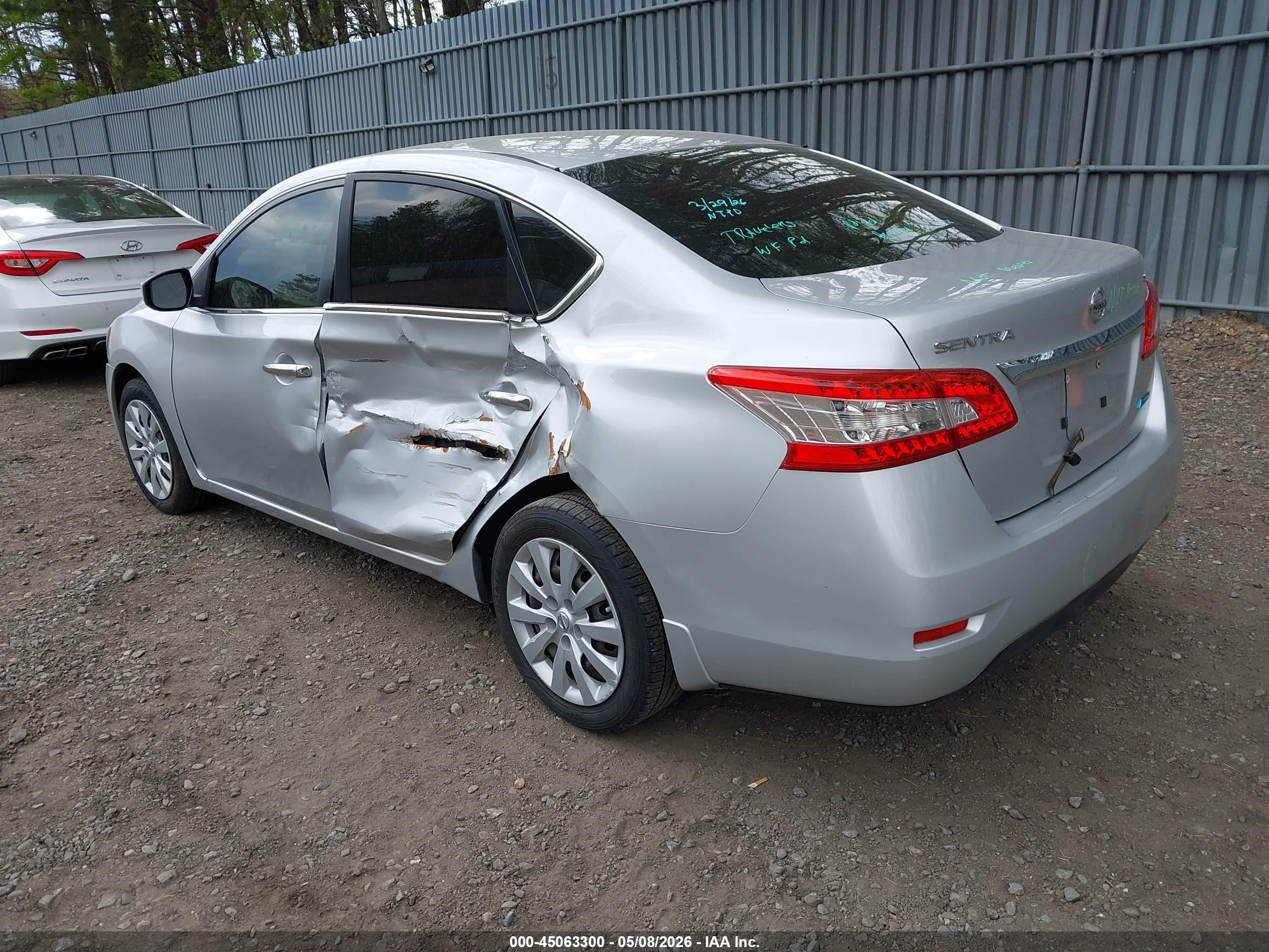 2013 Nissan Sentra Sv Белый vin: 3N1AB7AP1DL787541