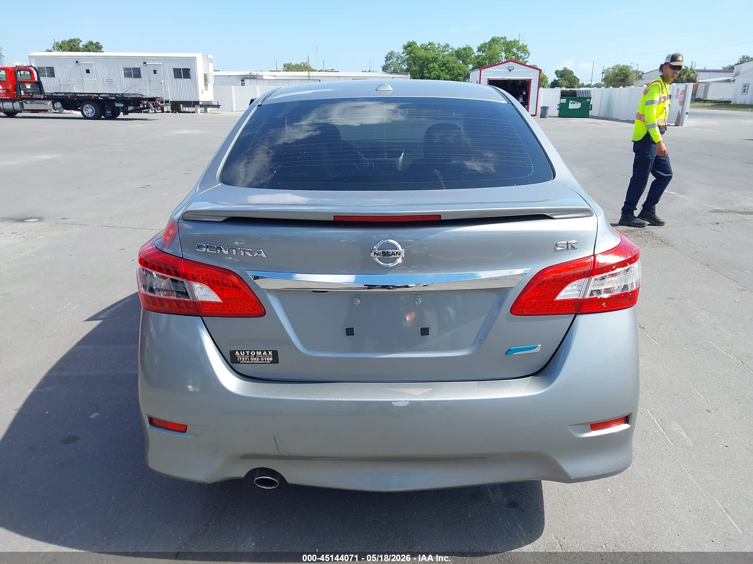 2014 Nissan Sentra Sr Silver vin: 3N1AB7AP1EL648320