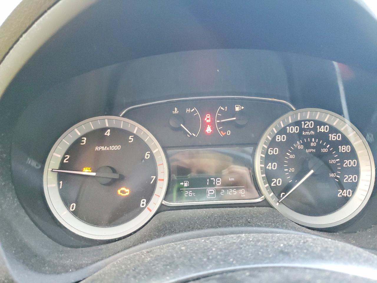 2014 Nissan Sentra S Silver vin: 3N1AB7AP1EL652299