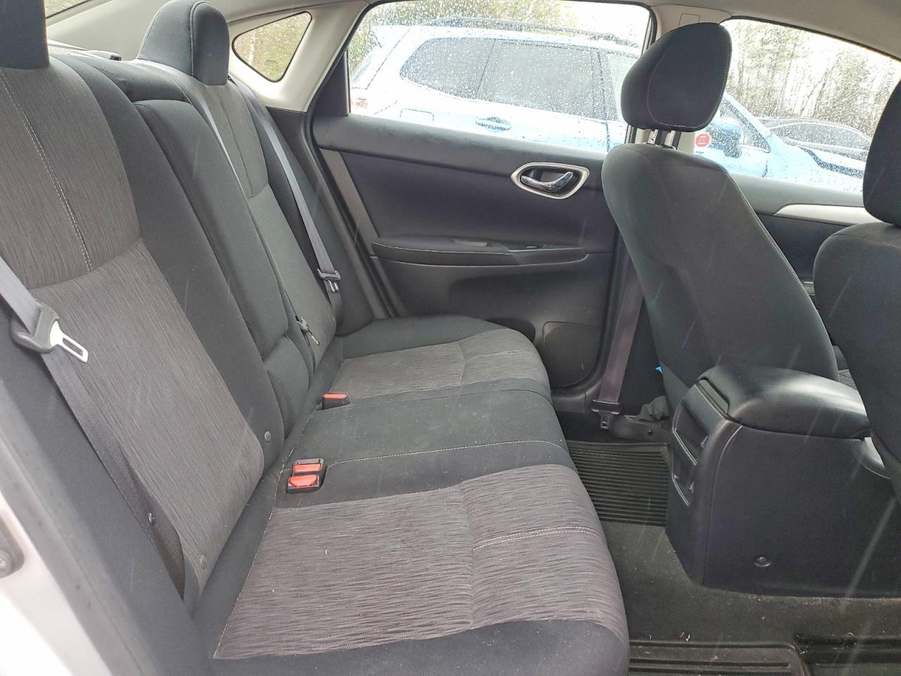 2014 Nissan Sentra S Silver vin: 3N1AB7AP1EL674786