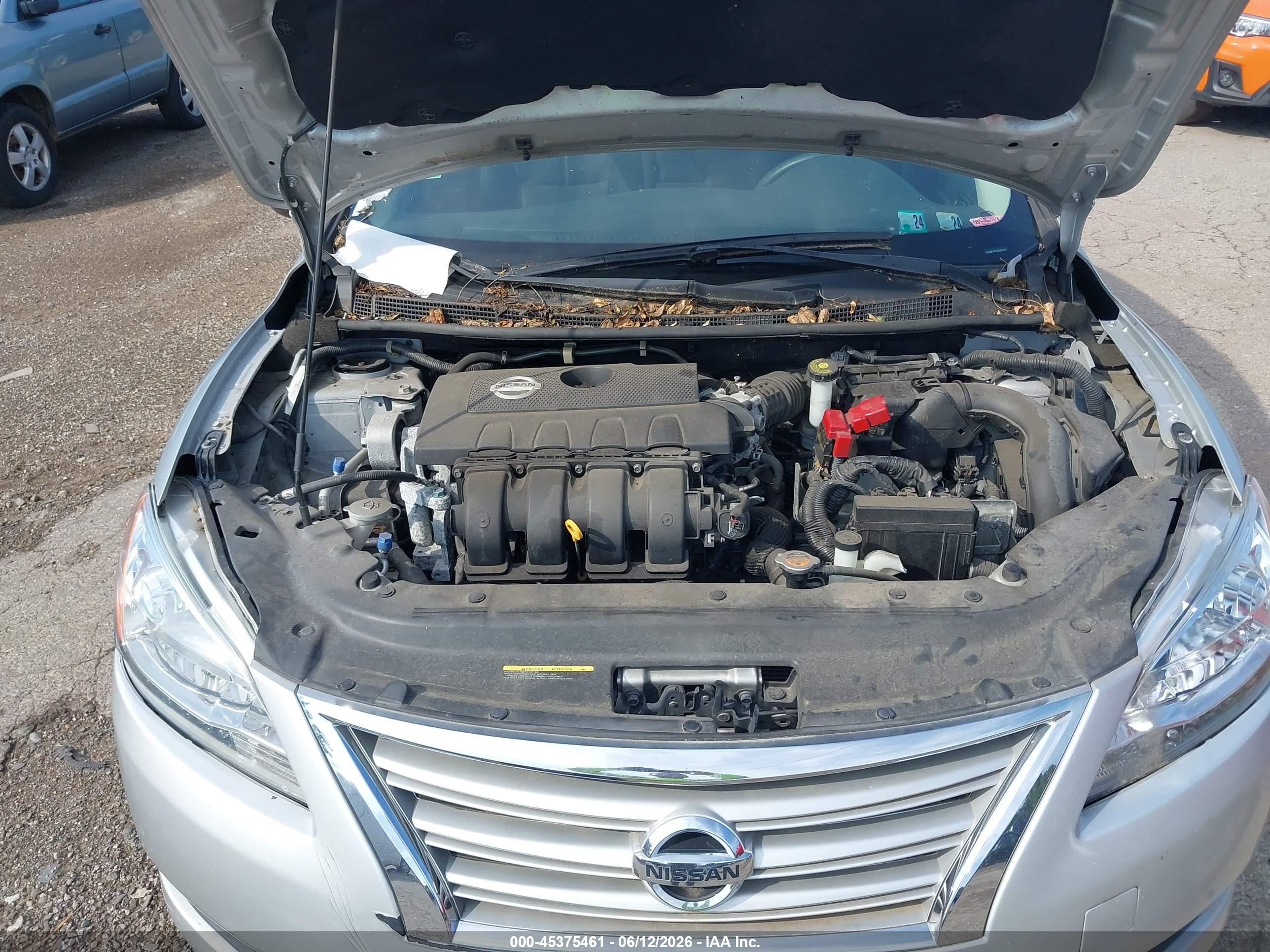 2014 Nissan Sentra S Серебряный vin: 3N1AB7AP1EL687618