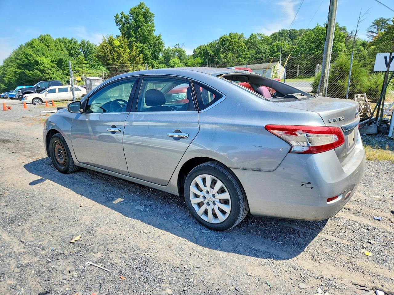2014 Nissan Sentra Sv Серебряный vin: 3N1AB7AP1EY224039
