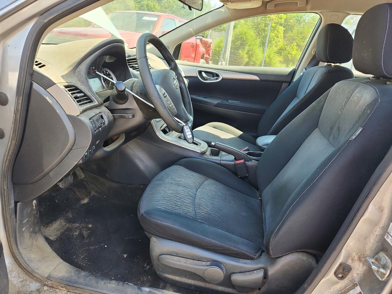 2014 Nissan Sentra Sv Серебряный vin: 3N1AB7AP1EY224039