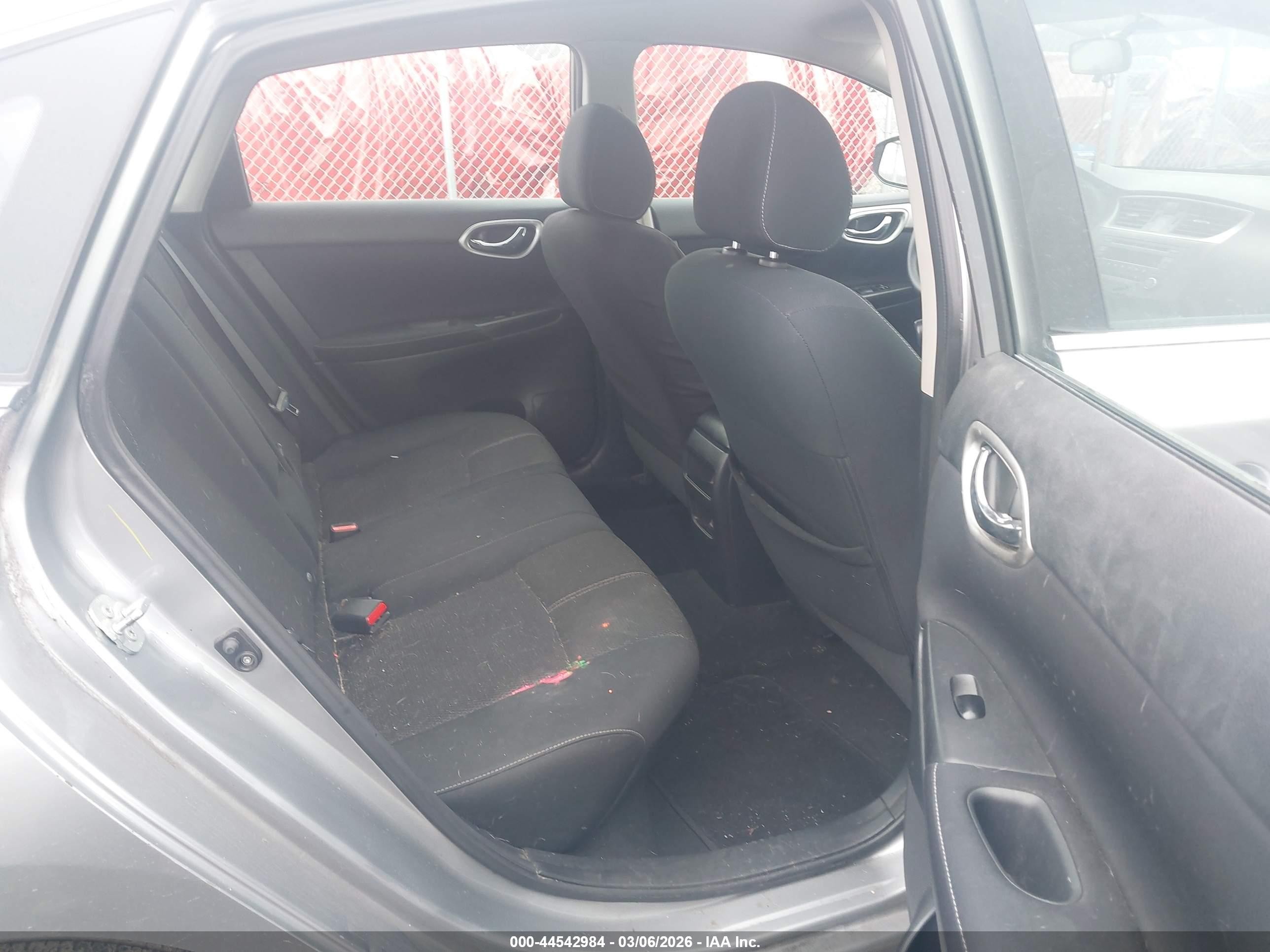 2014 Nissan Sentra S Silver vin: 3N1AB7AP1EY242430