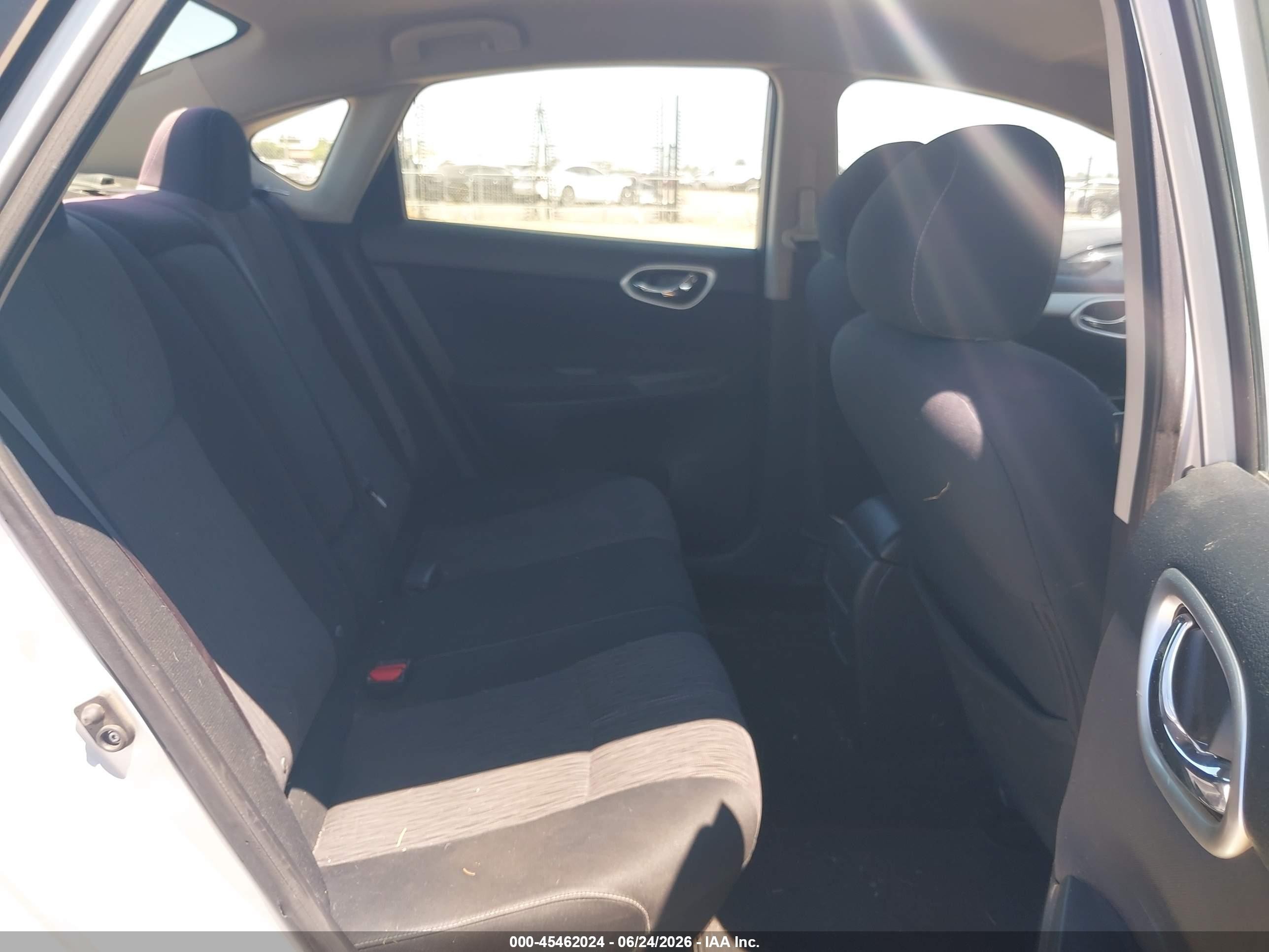 2014 Nissan Sentra Sv Silver vin: 3N1AB7AP1EY310368