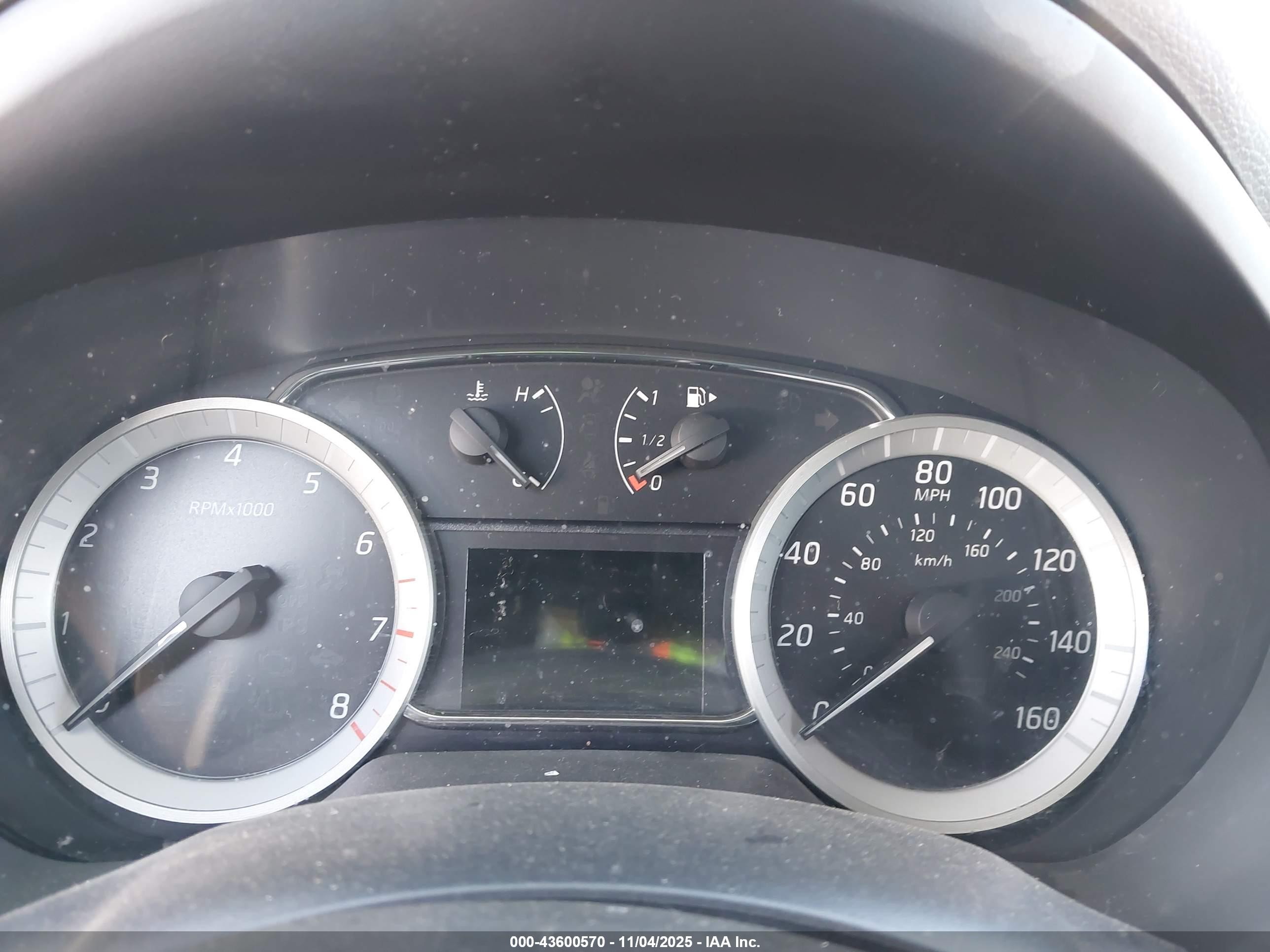 2014 Nissan Sentra Sr Silver vin: 3N1AB7AP1EY337361