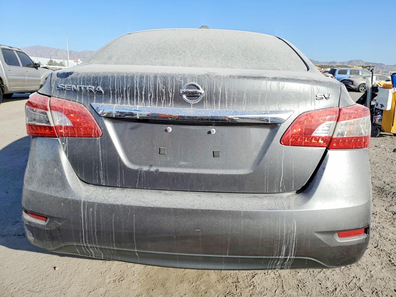 2015 Nissan Sentra S Серый vin: 3N1AB7AP1FL655799
