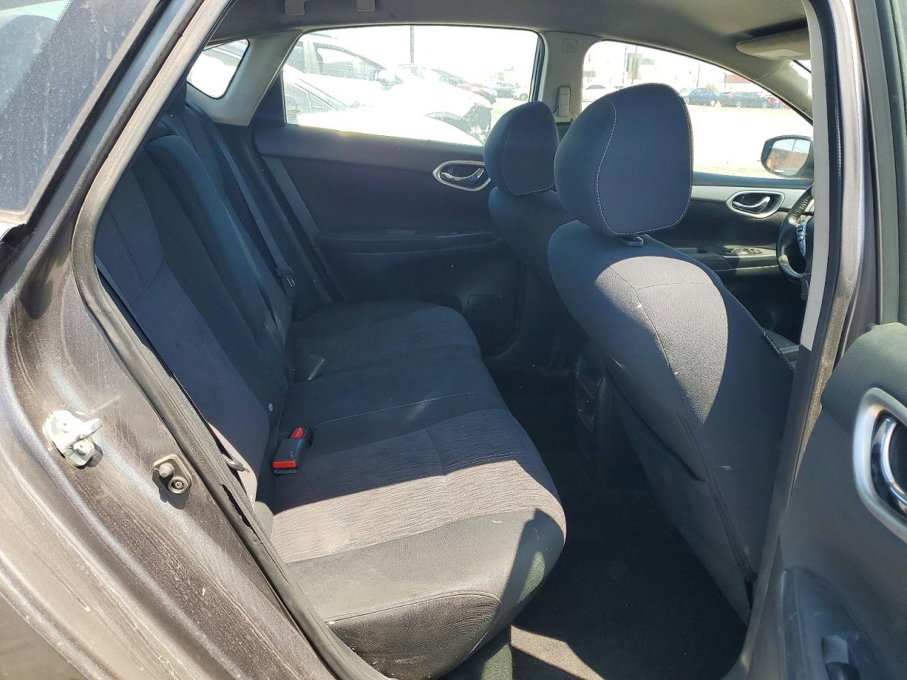 2015 Nissan Sentra Sv Gray vin: 3N1AB7AP1FL673462
