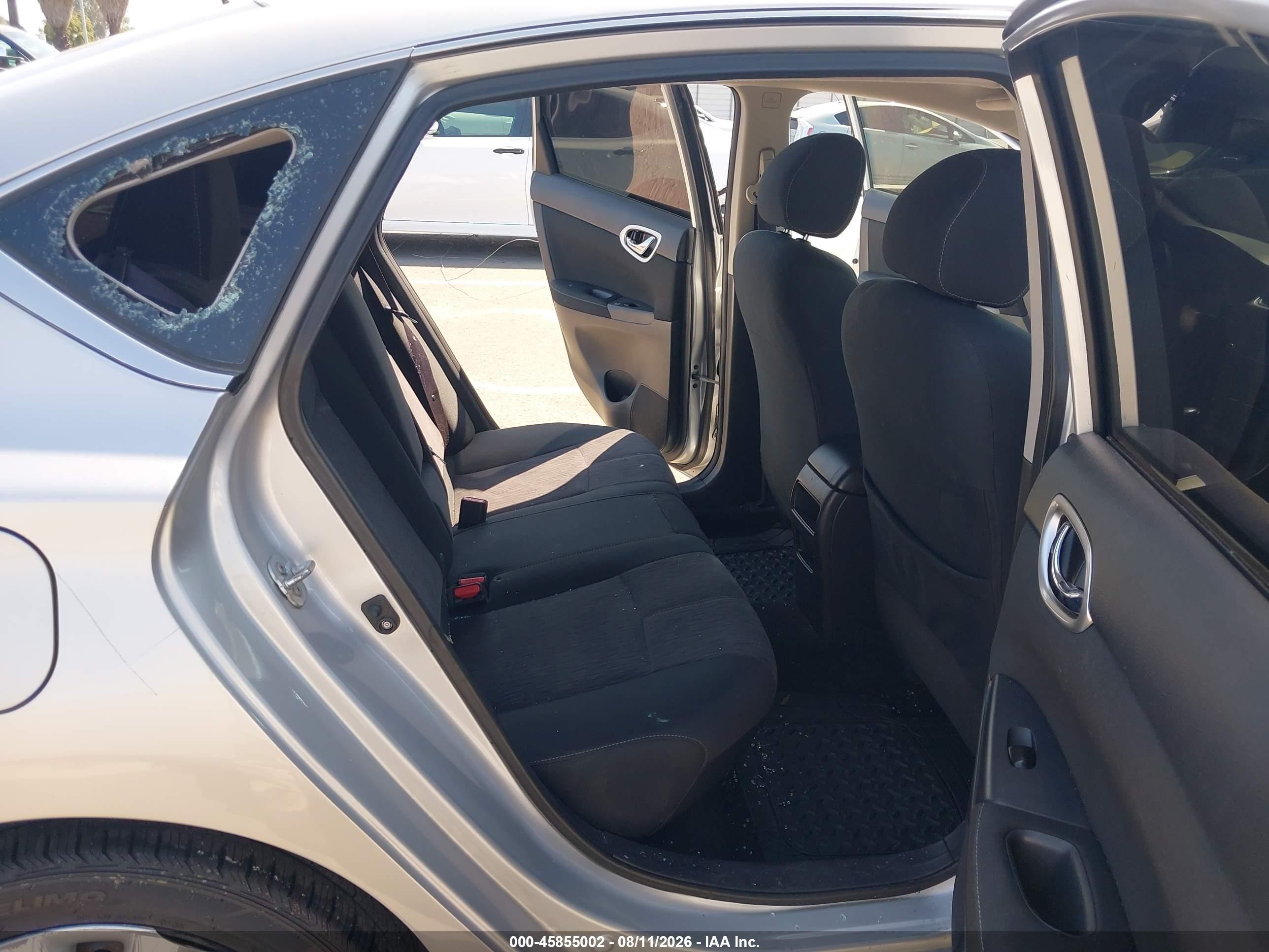 2015 Nissan Sentra Sv Silver vin: 3N1AB7AP1FL673901