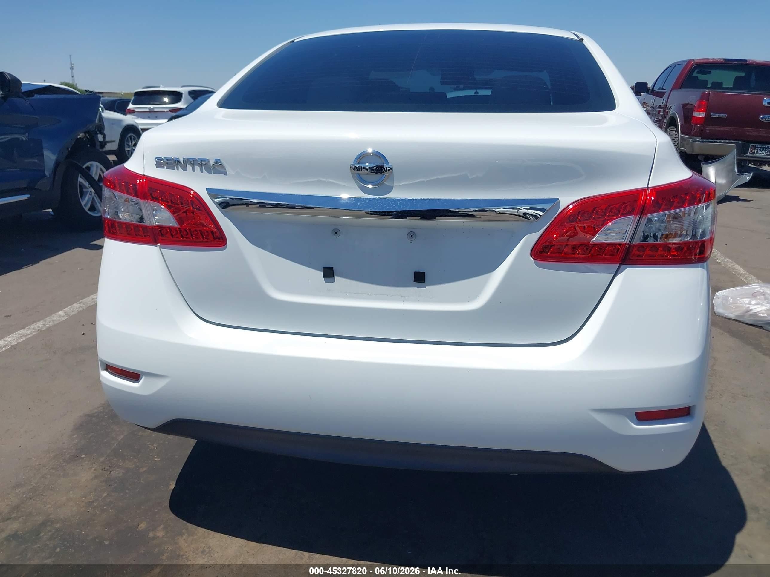 2015 Nissan Sentra S White vin: 3N1AB7AP1FY243787