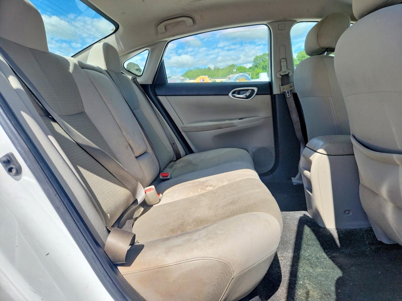 2015 Nissan Sentra S White vin: 3N1AB7AP1FY244907