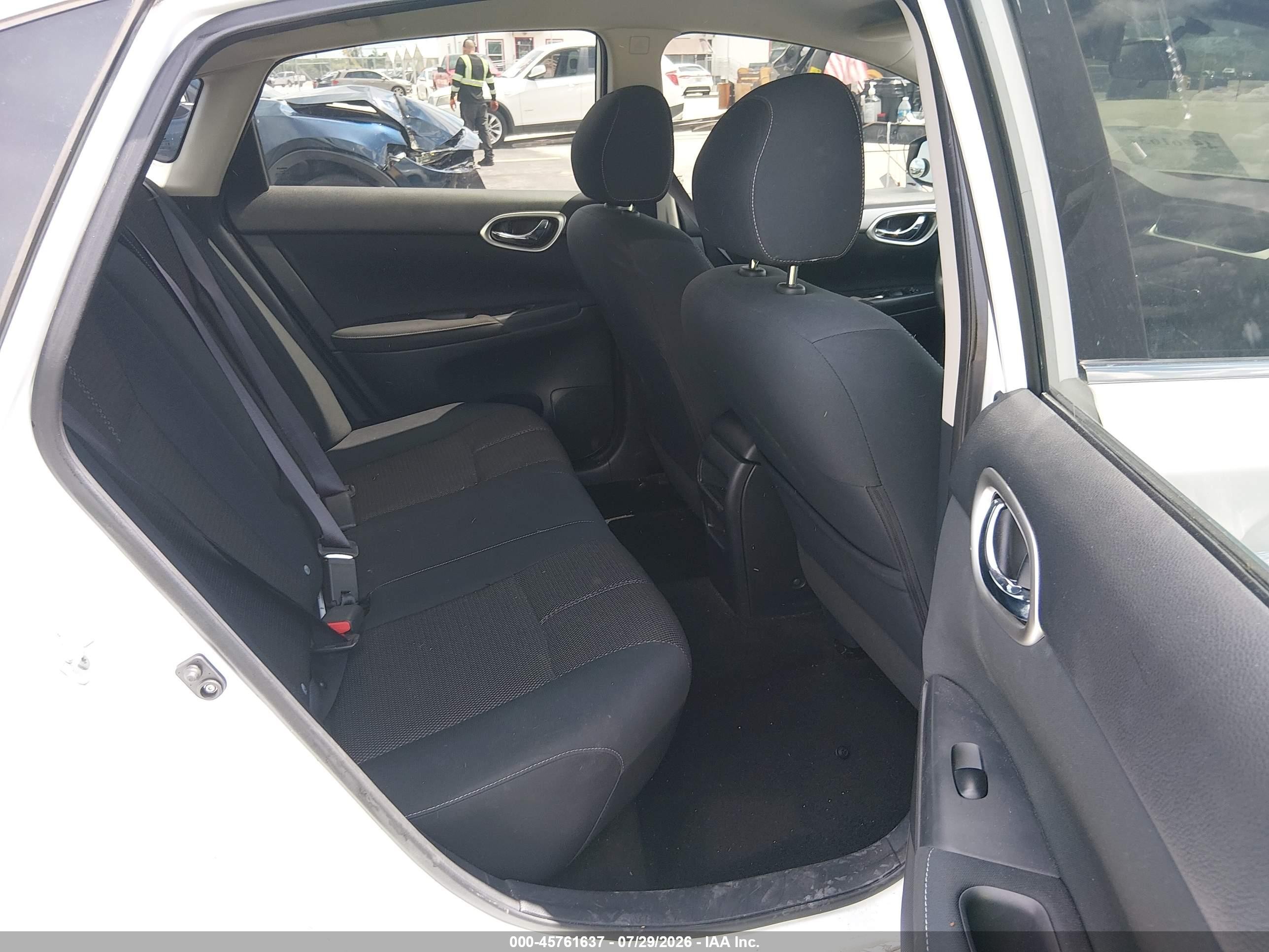 2015 Nissan Sentra S White vin: 3N1AB7AP1FY249301