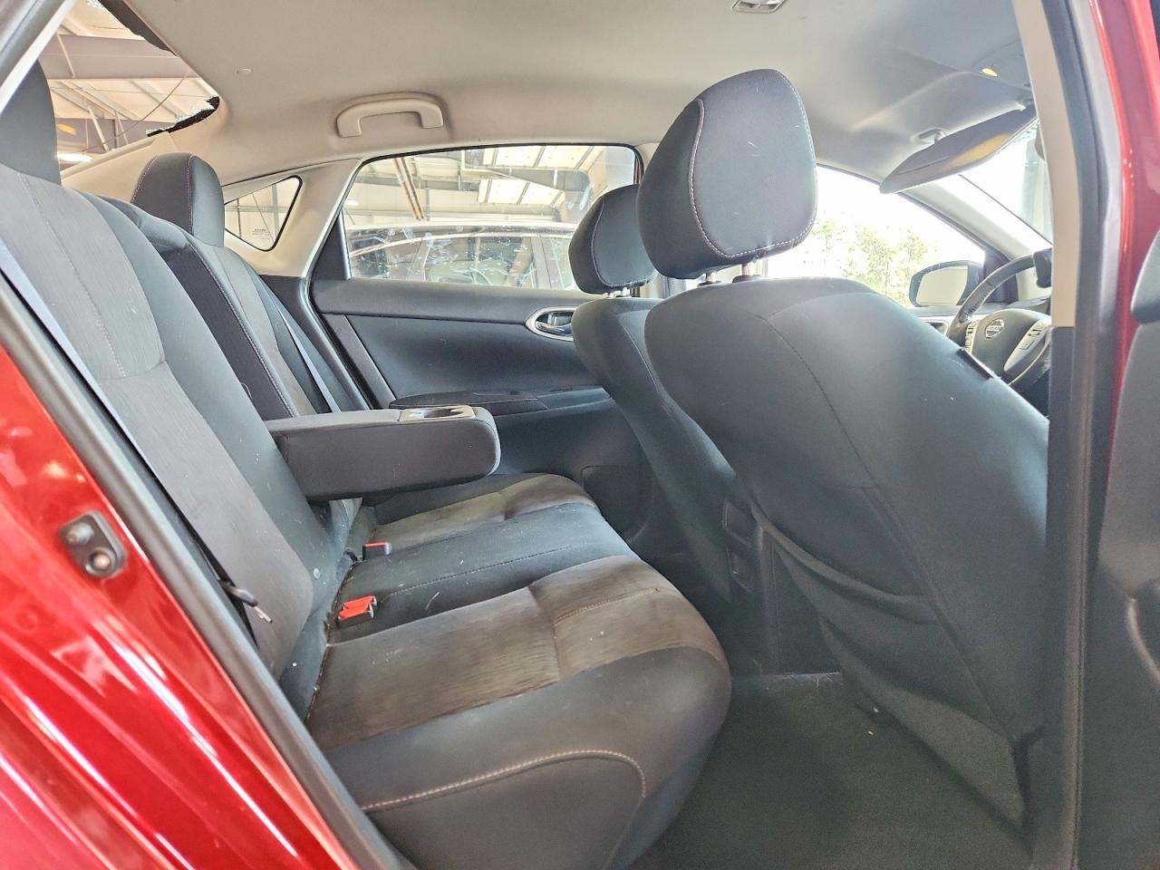 2015 Nissan Sentra Sv Red vin: 3N1AB7AP1FY268639
