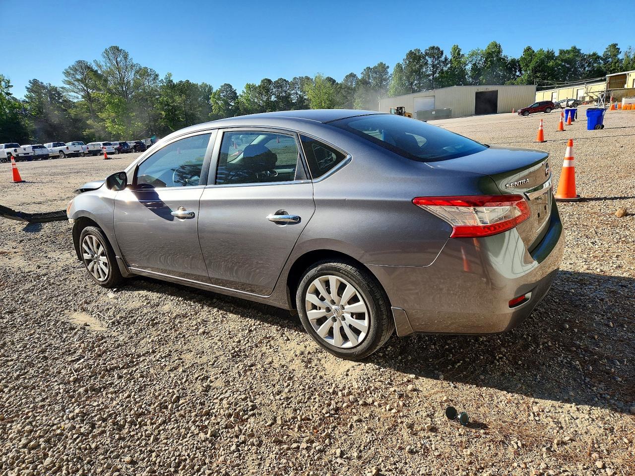 2015 Nissan Sentra S Серый vin: 3N1AB7AP1FY299602