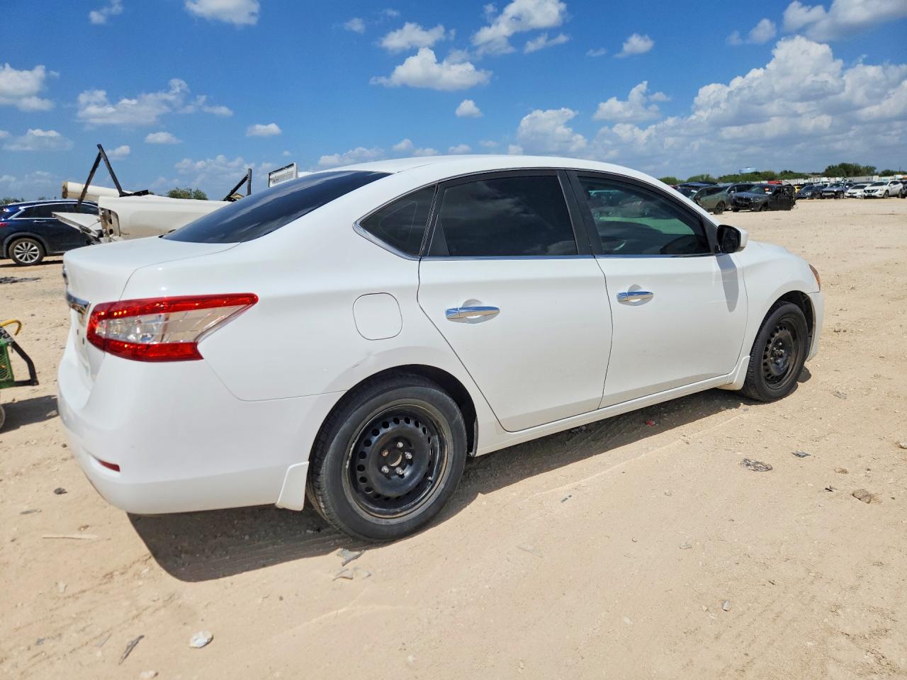 2015 Nissan Sentra S White vin: 3N1AB7AP1FY311358