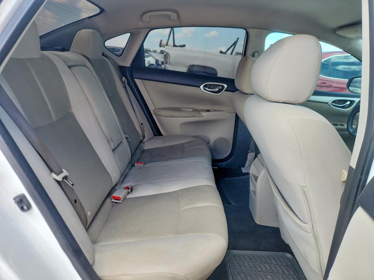 2015 Nissan Sentra S White vin: 3N1AB7AP1FY311358