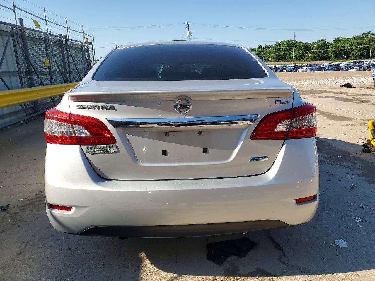 2015 Nissan Sentra Fe+ S Silver vin: 3N1AB7AP1FY311487