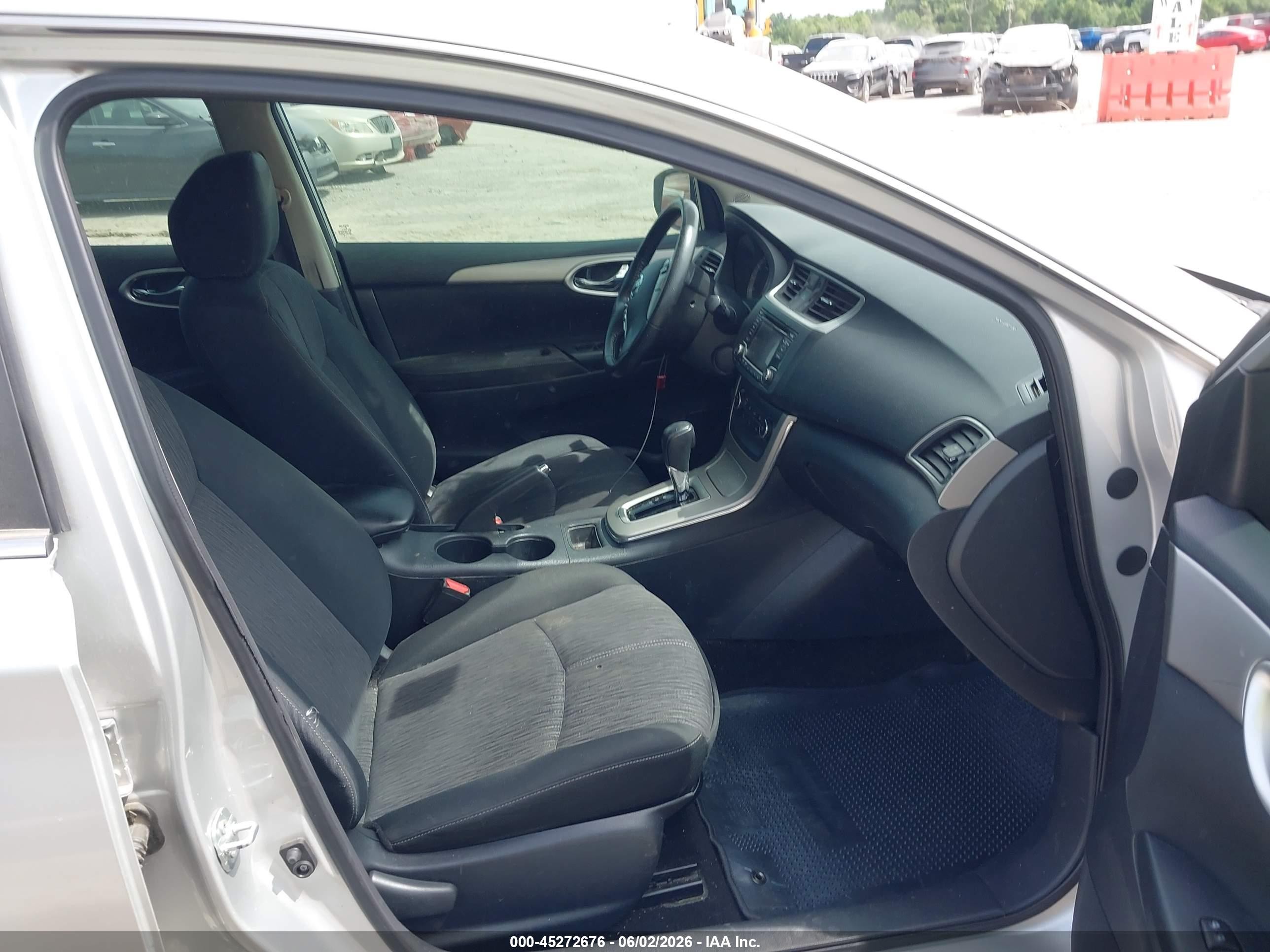2015 Nissan Sentra Sv Silver vin: 3N1AB7AP1FY333022