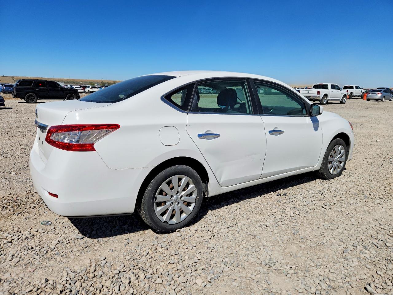 2015 Nissan Sentra S White vin: 3N1AB7AP1FY345588