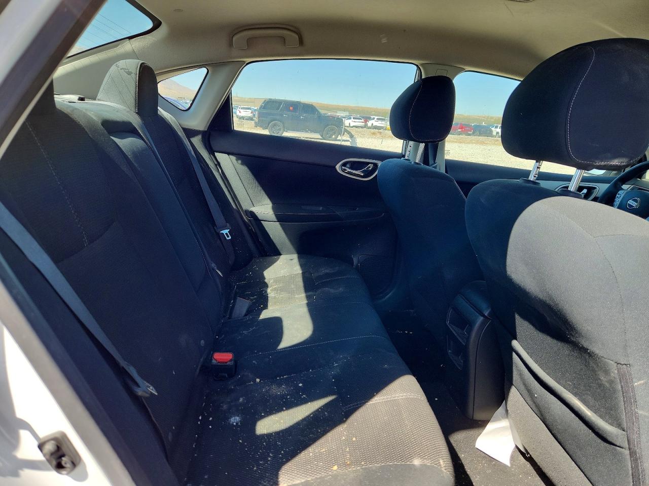 2015 Nissan Sentra S White vin: 3N1AB7AP1FY345588