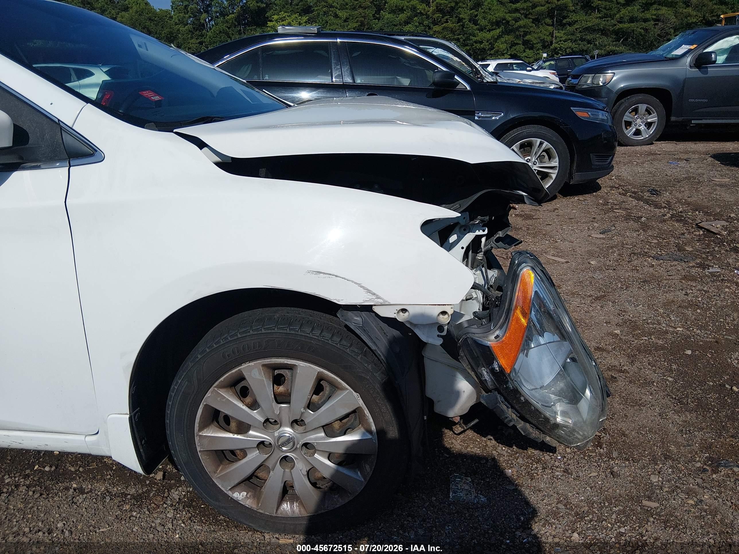 2015 Nissan Sentra S White vin: 3N1AB7AP1FY357112