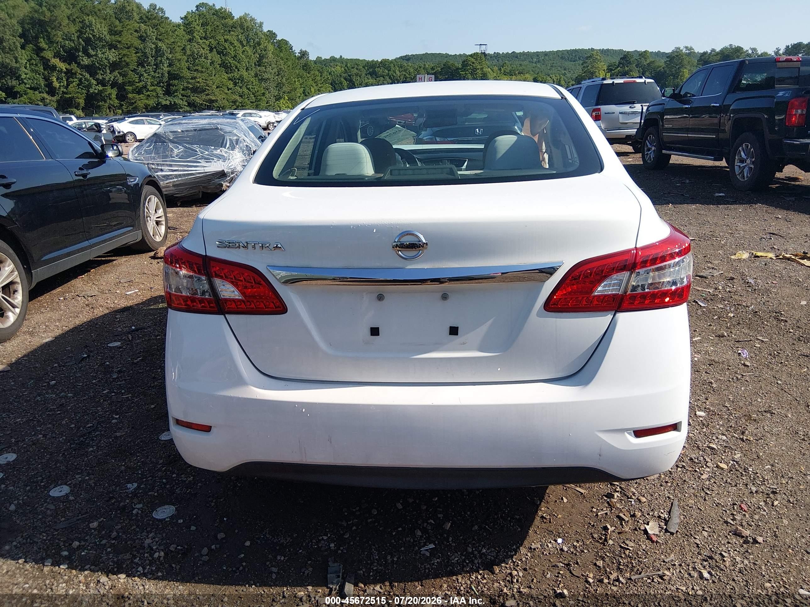 2015 Nissan Sentra S White vin: 3N1AB7AP1FY357112