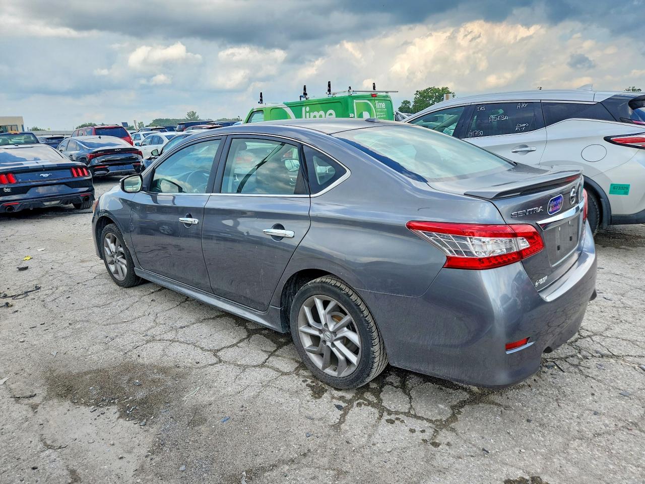 2015 Nissan Sentra Sr Silver vin: 3N1AB7AP1FY361127