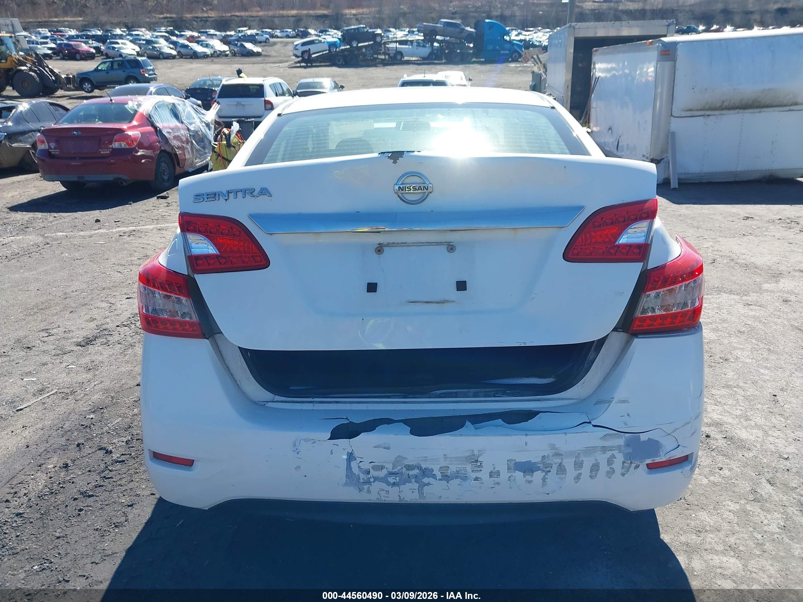 2015 Nissan Sentra S White vin: 3N1AB7AP1FY367381