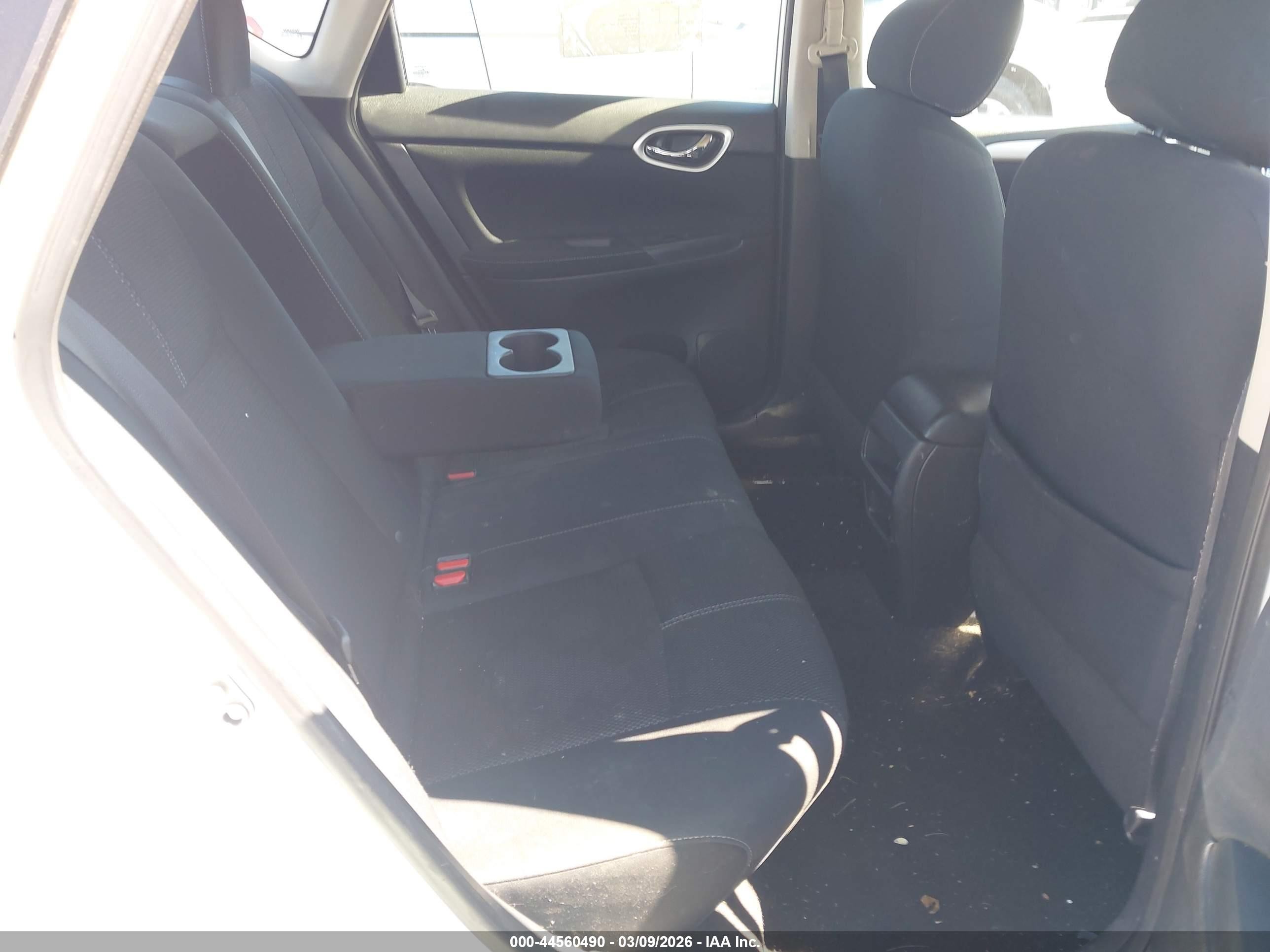 2015 Nissan Sentra S White vin: 3N1AB7AP1FY367381