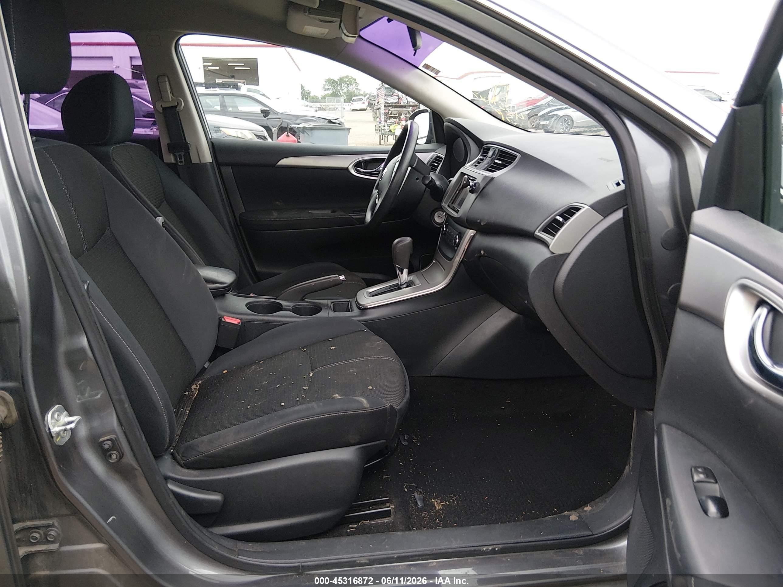 2015 Nissan Sentra S Серый vin: 3N1AB7AP1FY378753