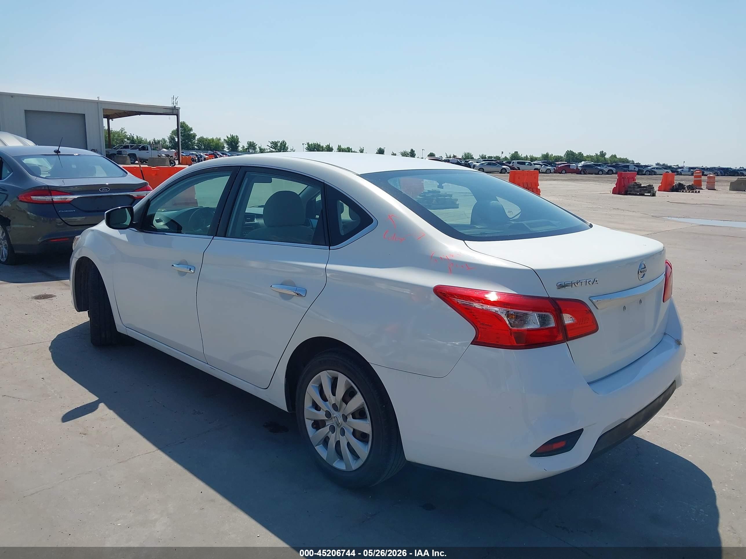 2017 Nissan Sentra S White vin: 3N1AB7AP1HY344086