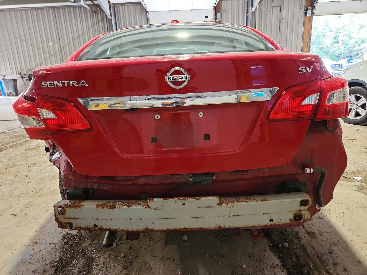 2018 Nissan Sentra Sv Red vin: 3N1AB7AP1JL621953