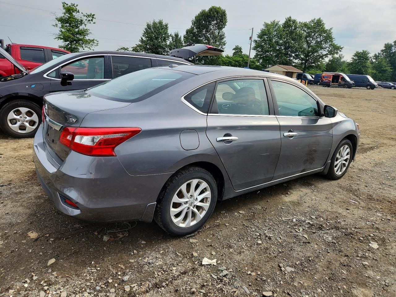 2018 Nissan Sentra S/sv/sr/sl Gray vin: 3N1AB7AP1JY348578