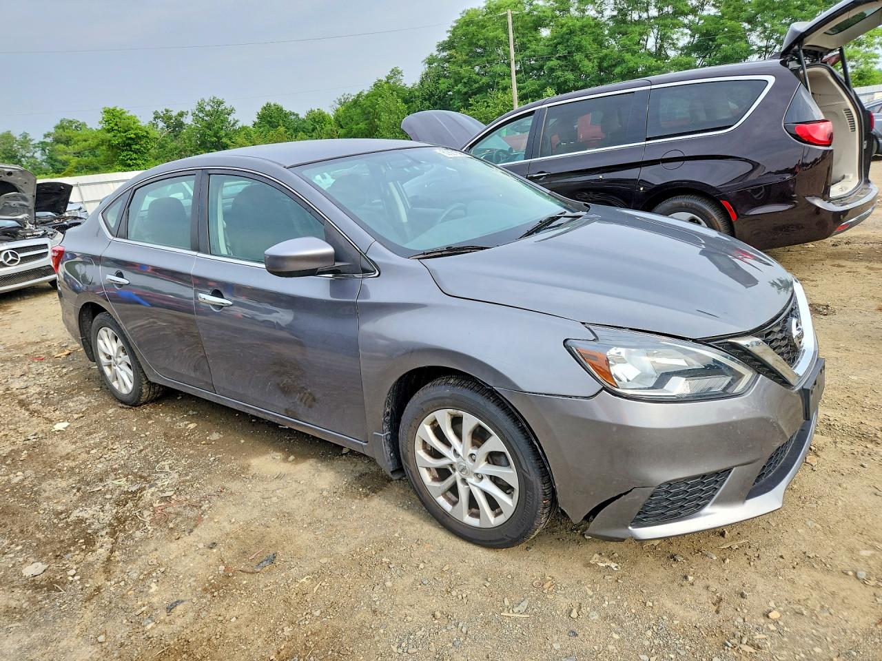 2018 Nissan Sentra S/sv/sr/sl Gray vin: 3N1AB7AP1JY348578