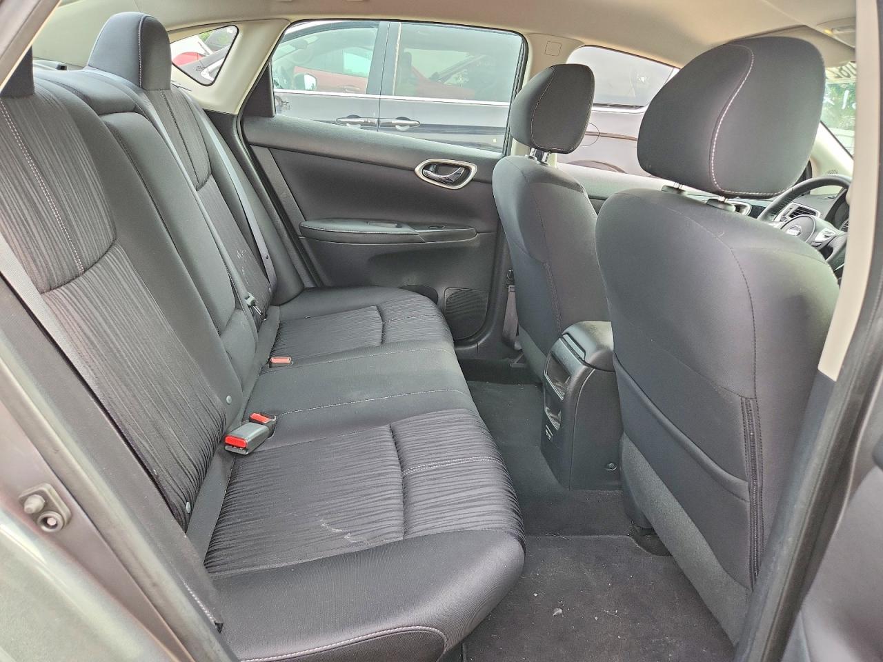 2018 Nissan Sentra S/sv/sr/sl Gray vin: 3N1AB7AP1JY348578