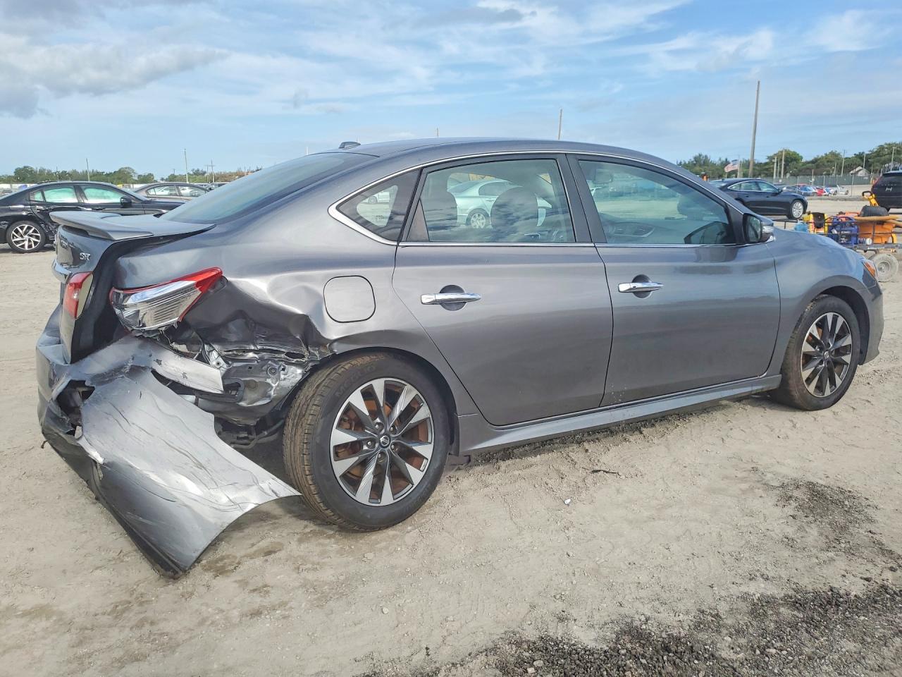 2019 Nissan Sentra Sr Угольный vin: 3N1AB7AP1KY306140