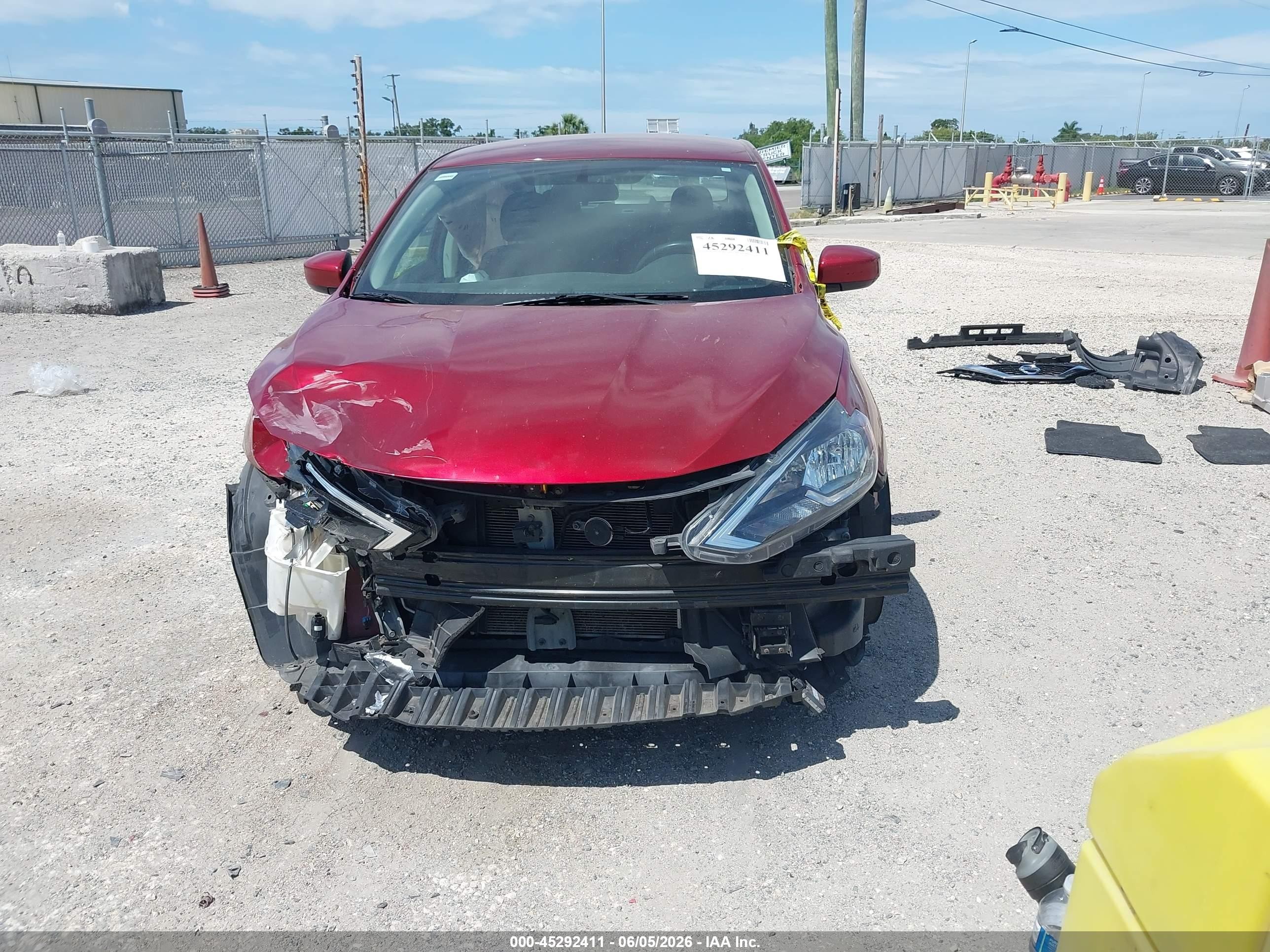 2019 Nissan Sentra Sv Maroon vin: 3N1AB7AP1KY380447