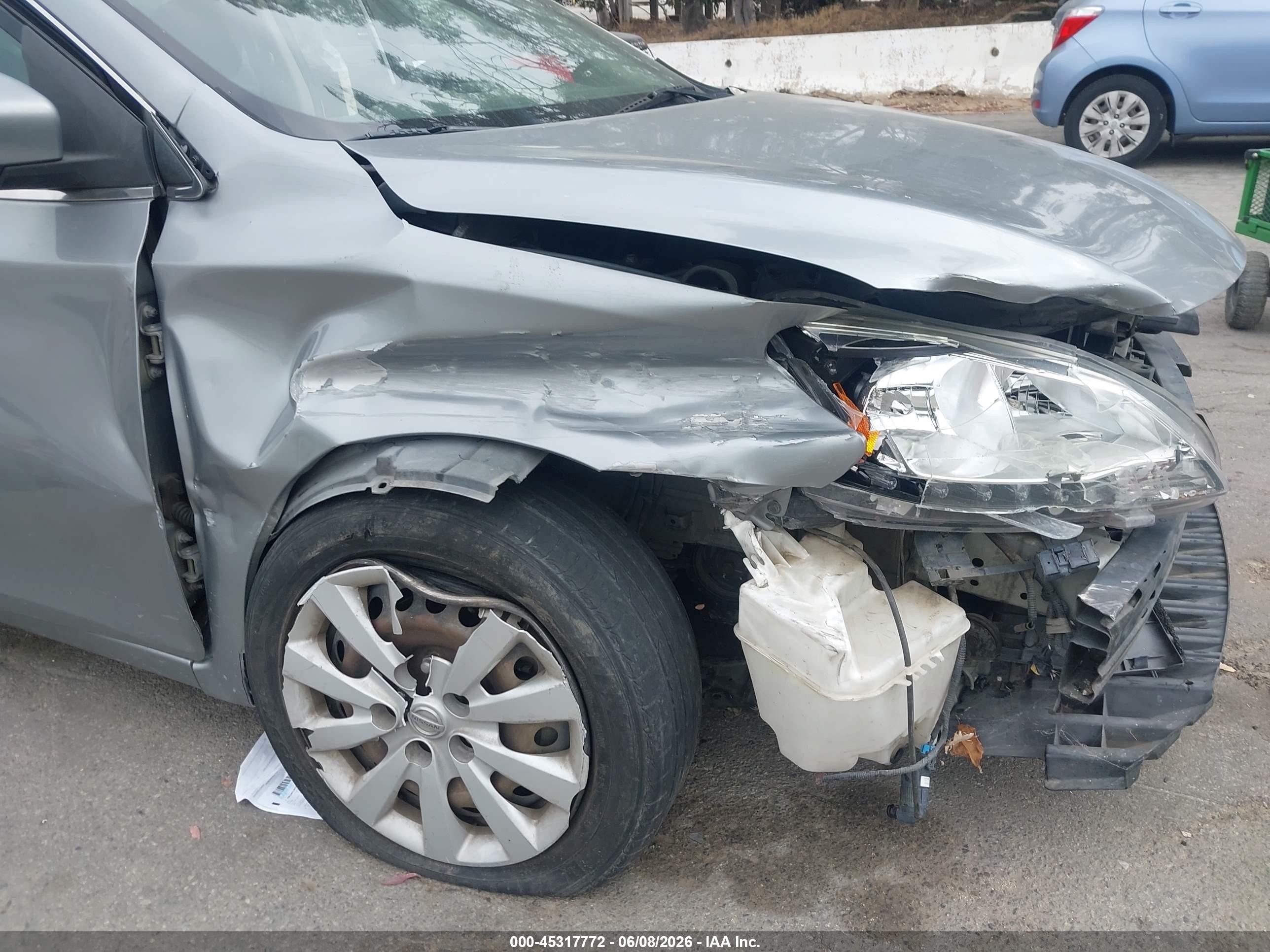 2013 Nissan Sentra S Серебряный vin: 3N1AB7AP2DL562397
