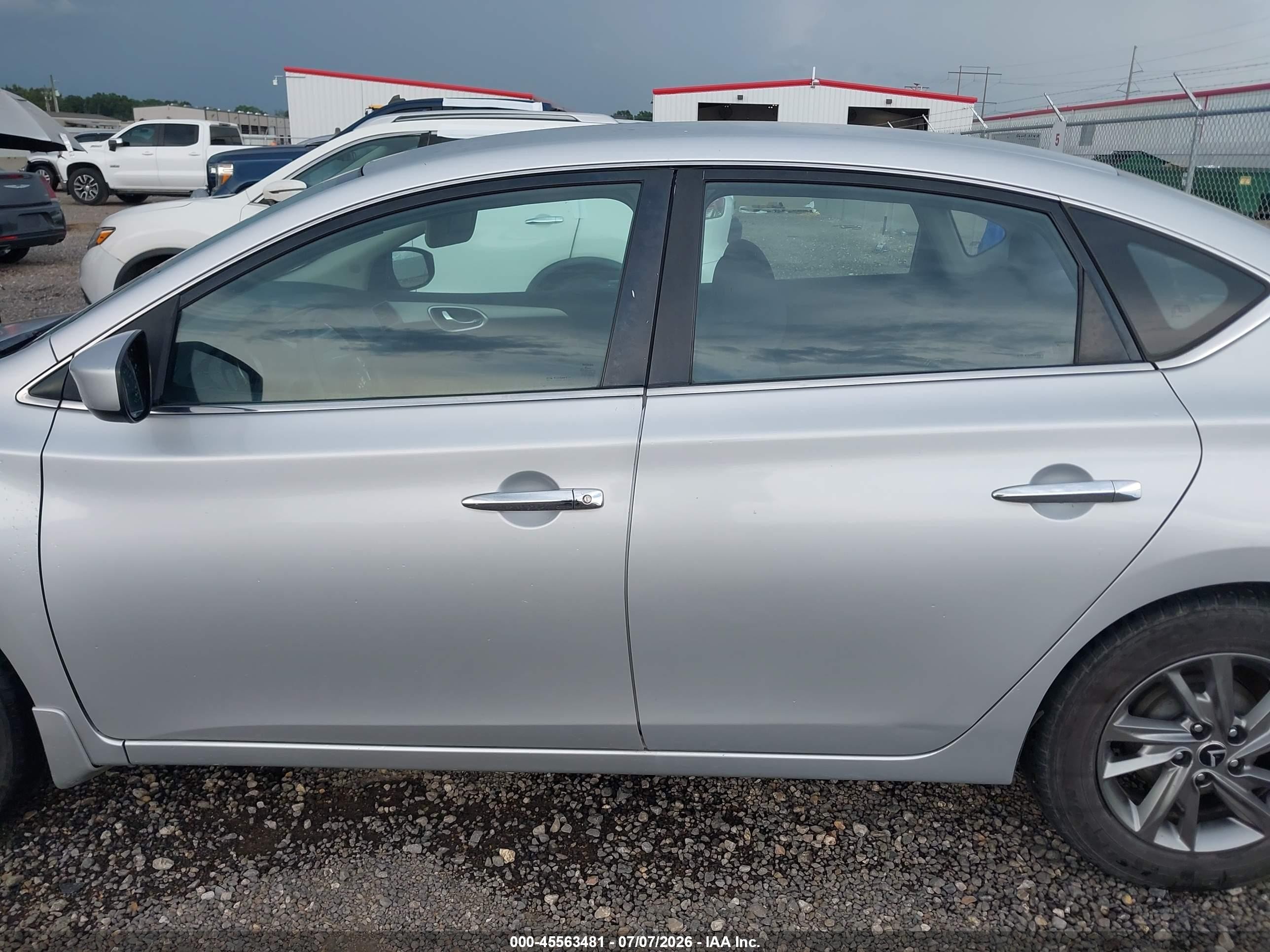 2013 Nissan Sentra Sv Silver vin: 3N1AB7AP2DL656974