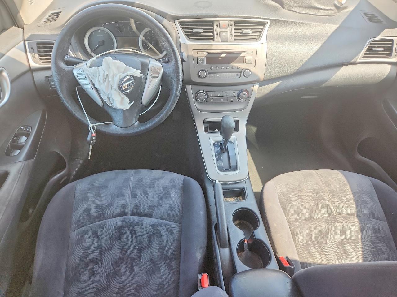 2013 Nissan Sentra S Серебряный vin: 3N1AB7AP2DL670700