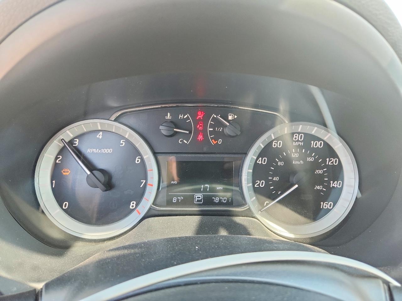 2013 Nissan Sentra S Серебряный vin: 3N1AB7AP2DL670700