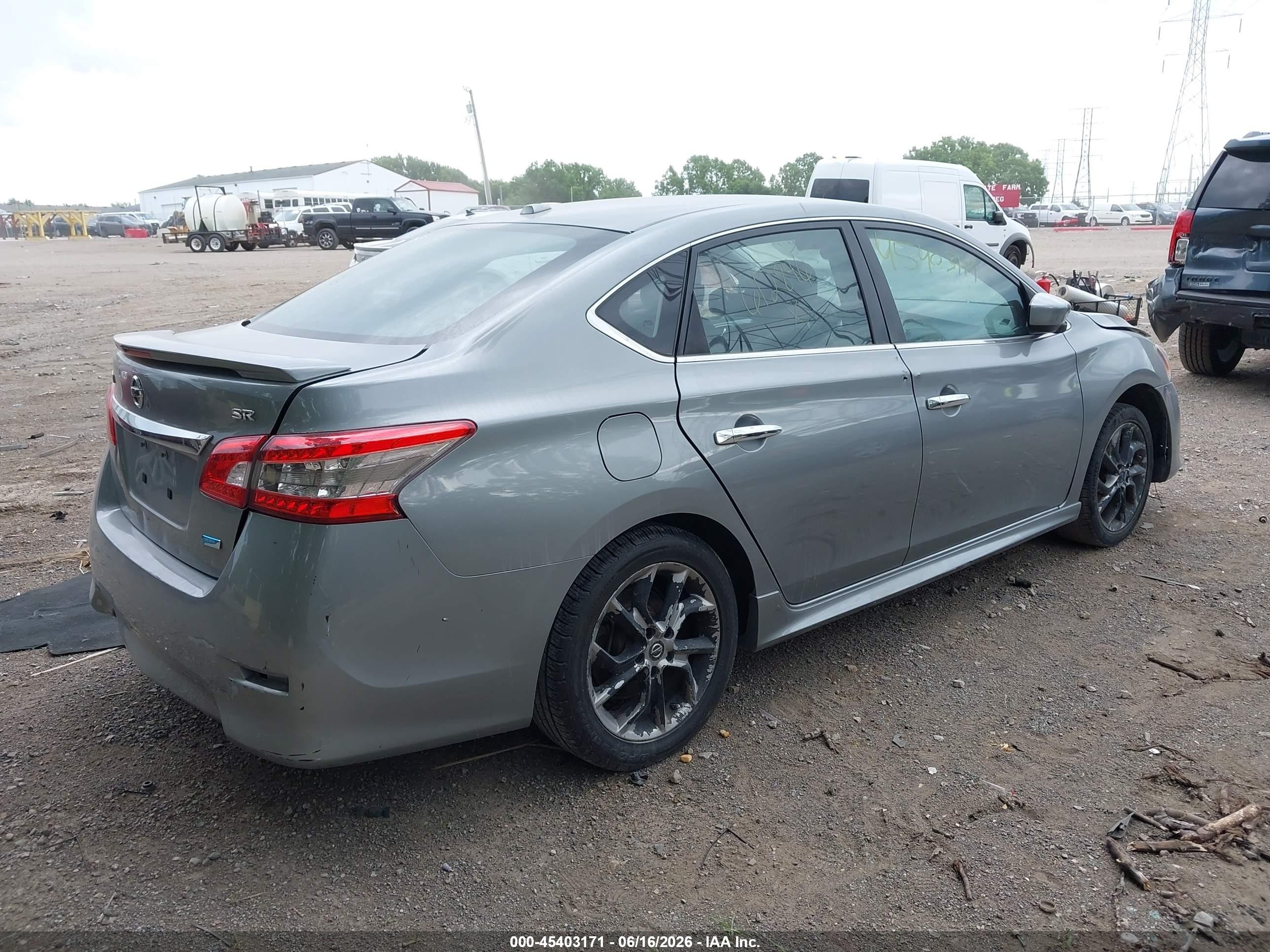 2014 Nissan Sentra Sr Silver vin: 3N1AB7AP2EL612846