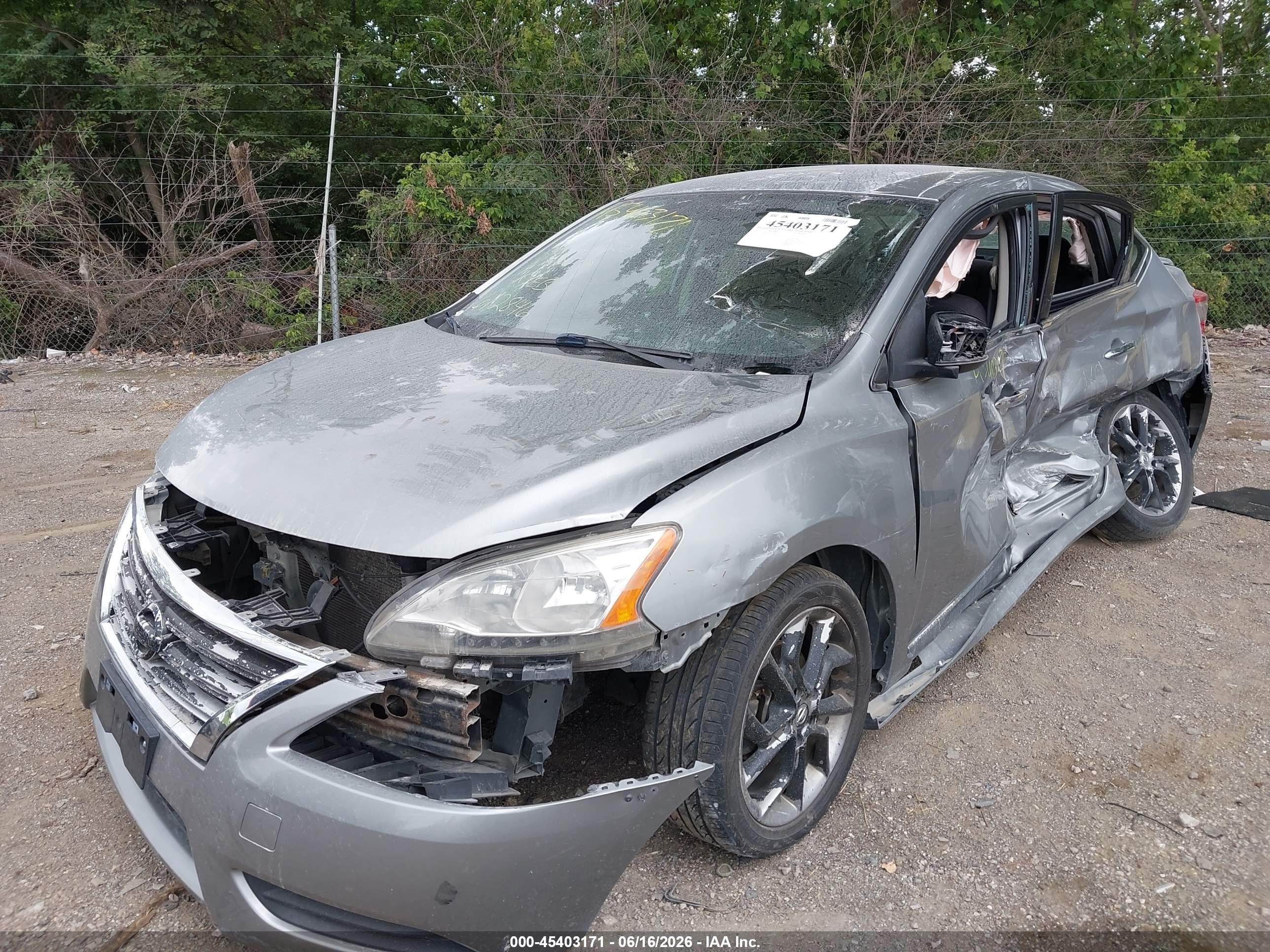 2014 Nissan Sentra Sr Silver vin: 3N1AB7AP2EL612846