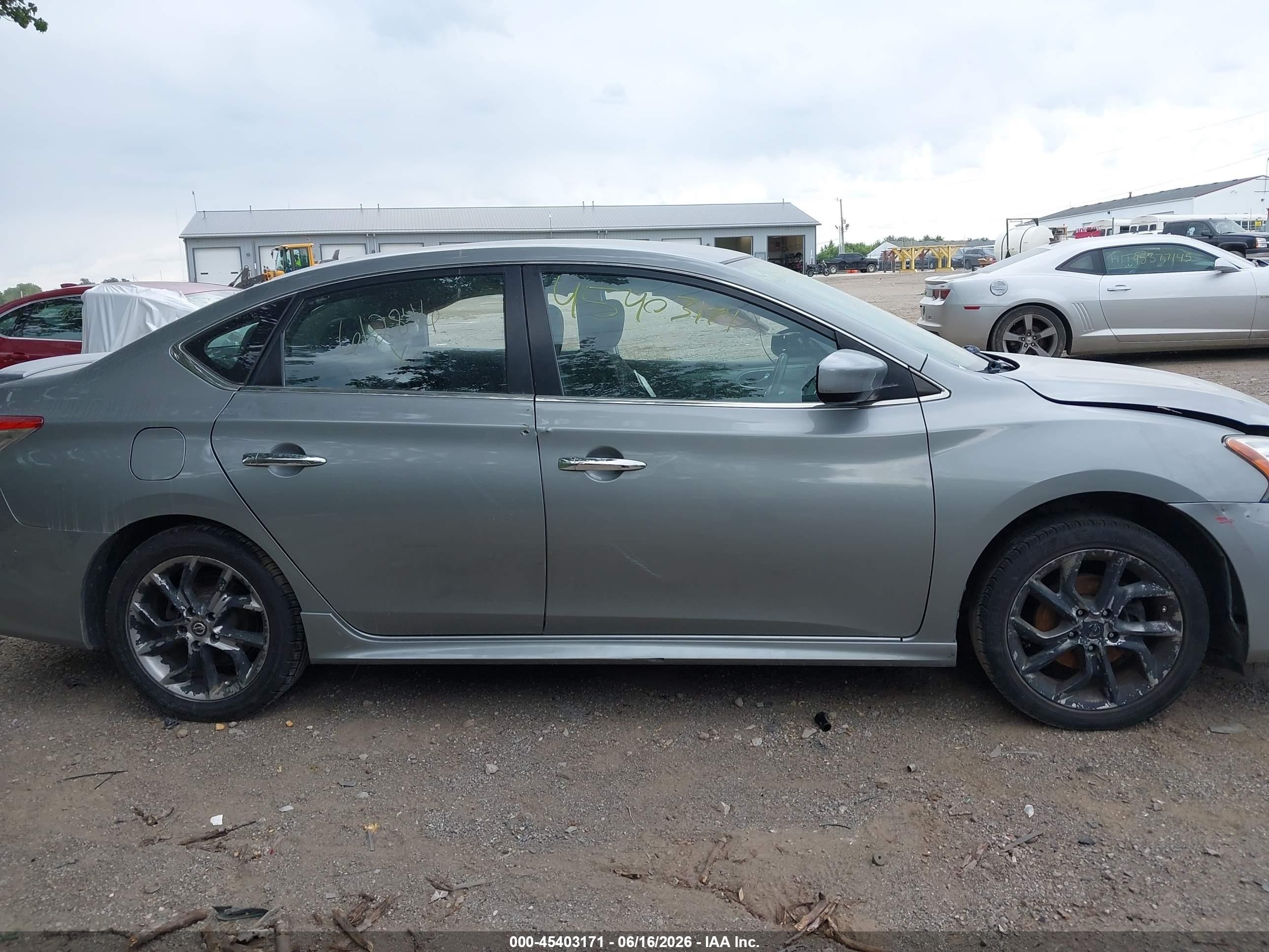 2014 Nissan Sentra Sr Silver vin: 3N1AB7AP2EL612846